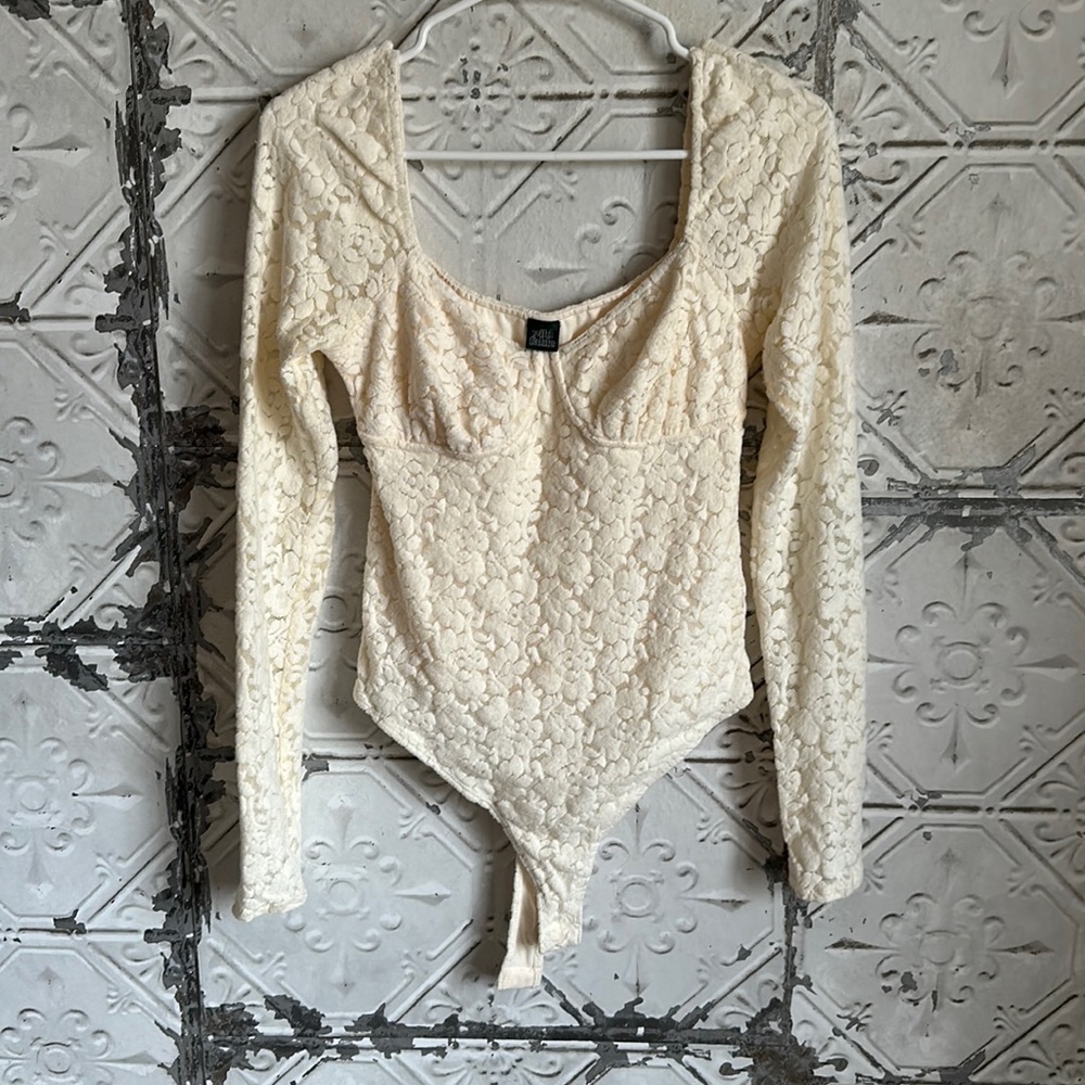 Soft Lacy bodysuit